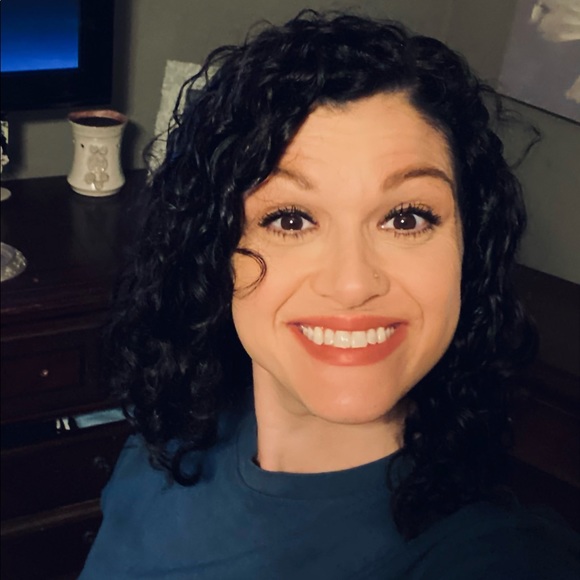 Meet your Posher, Sam - Picture 2 of 2